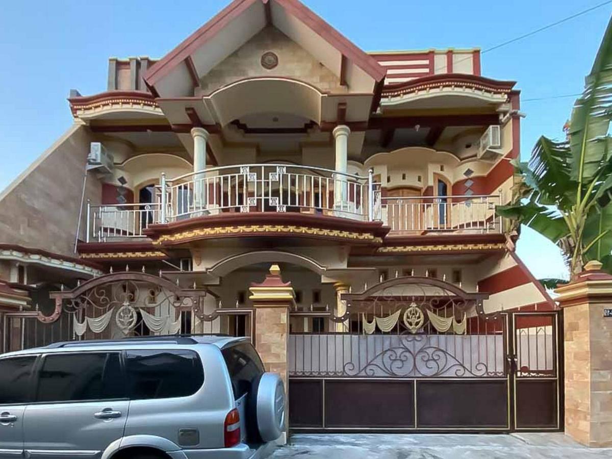 Palace Syariah Homestay Redpartner Banyuwangi  Eksteriør bilde